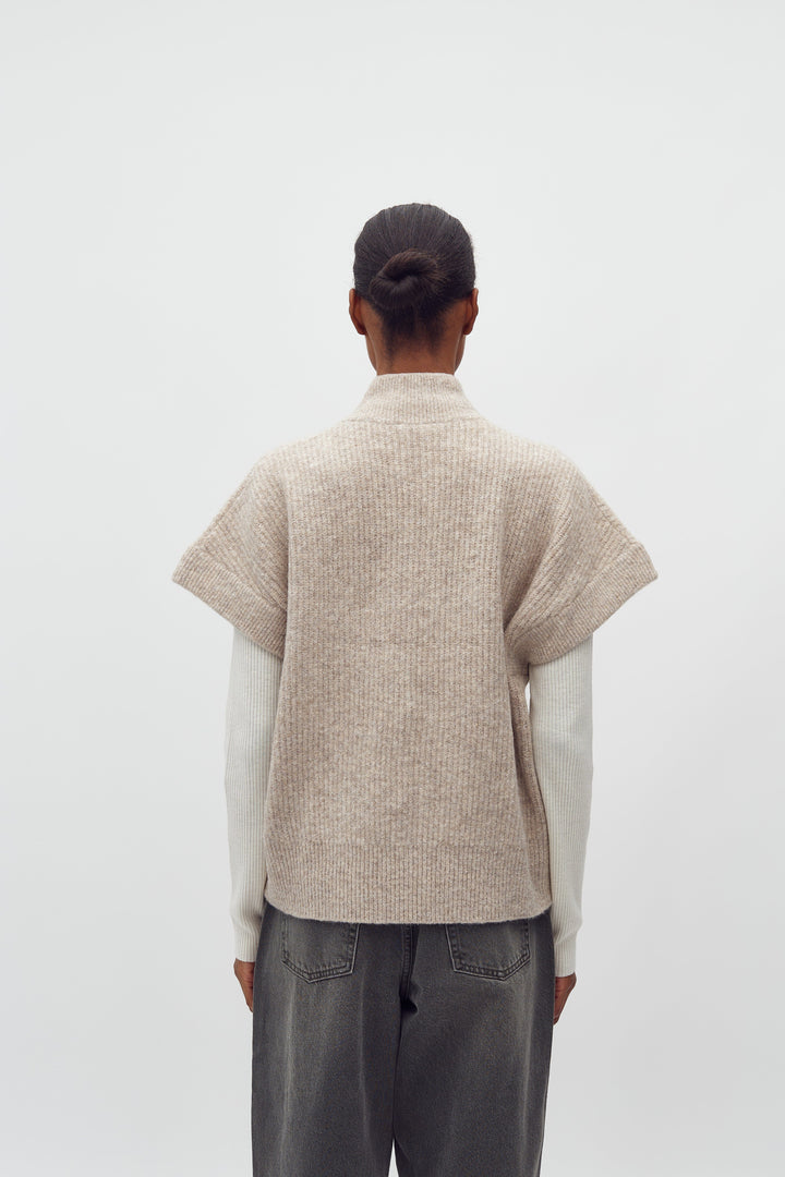 MbyM - Roselina Short-M 50529858 - Q52 - Light Taupe Melange Strikbluser 