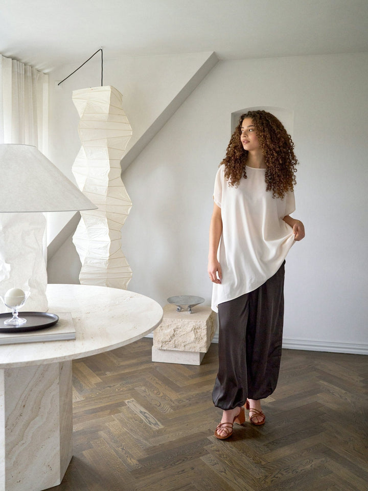 Neo Noir - Fayla Drapy Satin Balloon Pants 167418 - 676 - Dark Brown Bukser 