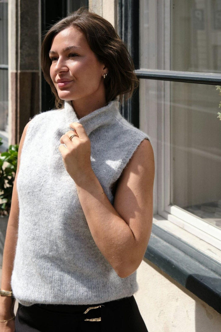 Neo Noir - Odelia Knit Top 161753 - 131 - Light Grey Strikbluser 
