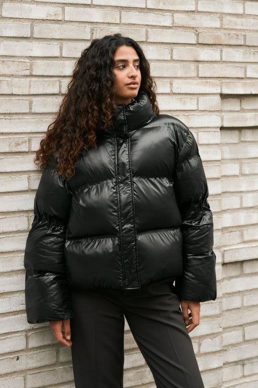 Neo Noir - Rhea Shiny Puffer Jacket 165094 - 100 - Black Jakker 