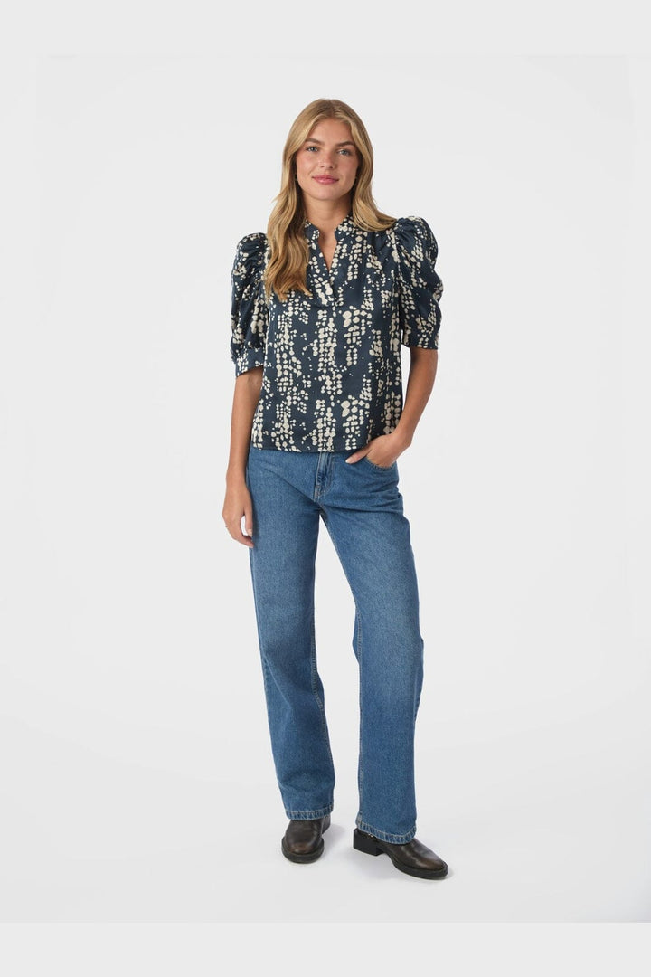 Neo Noir - Roella Scatter Print Blouse 167682 - 141 - Navy