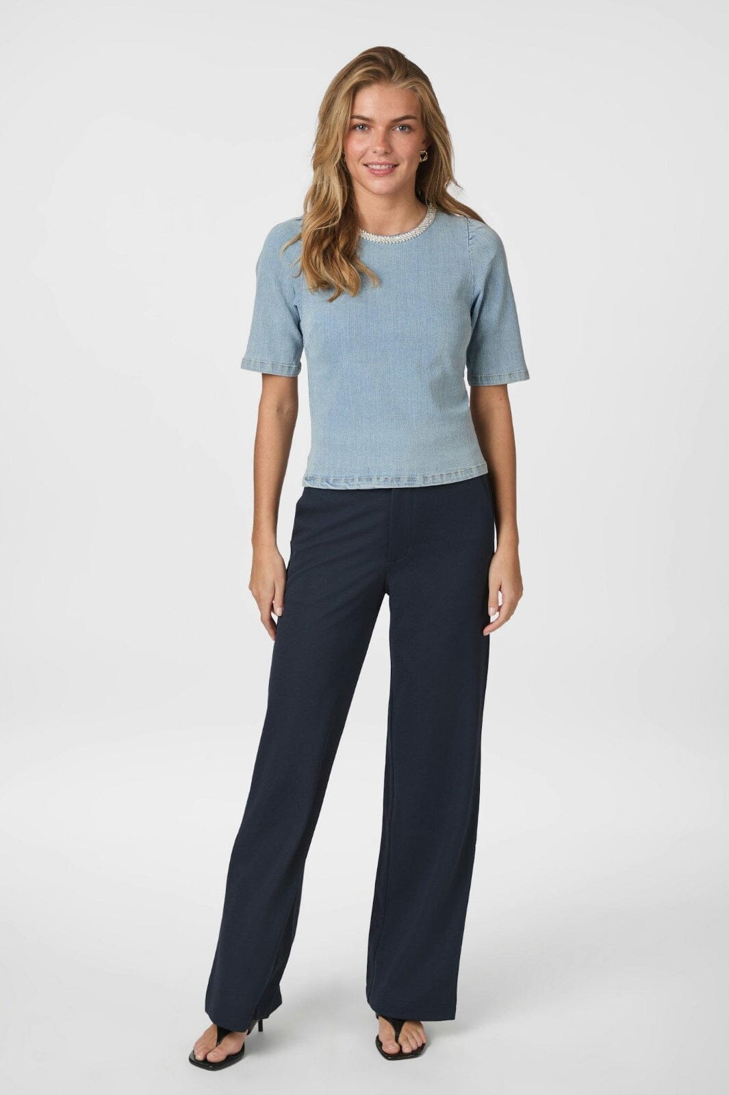 Neo Noir - Rosia Denim Emb Top 165734 - 145 - Light Blue