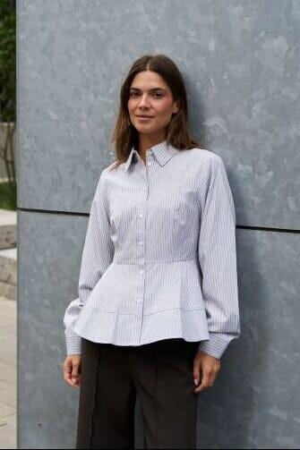 Neo Noir - Samira Stripe Shirt 169891 - 979 - Taupe Stripe Skjorter 