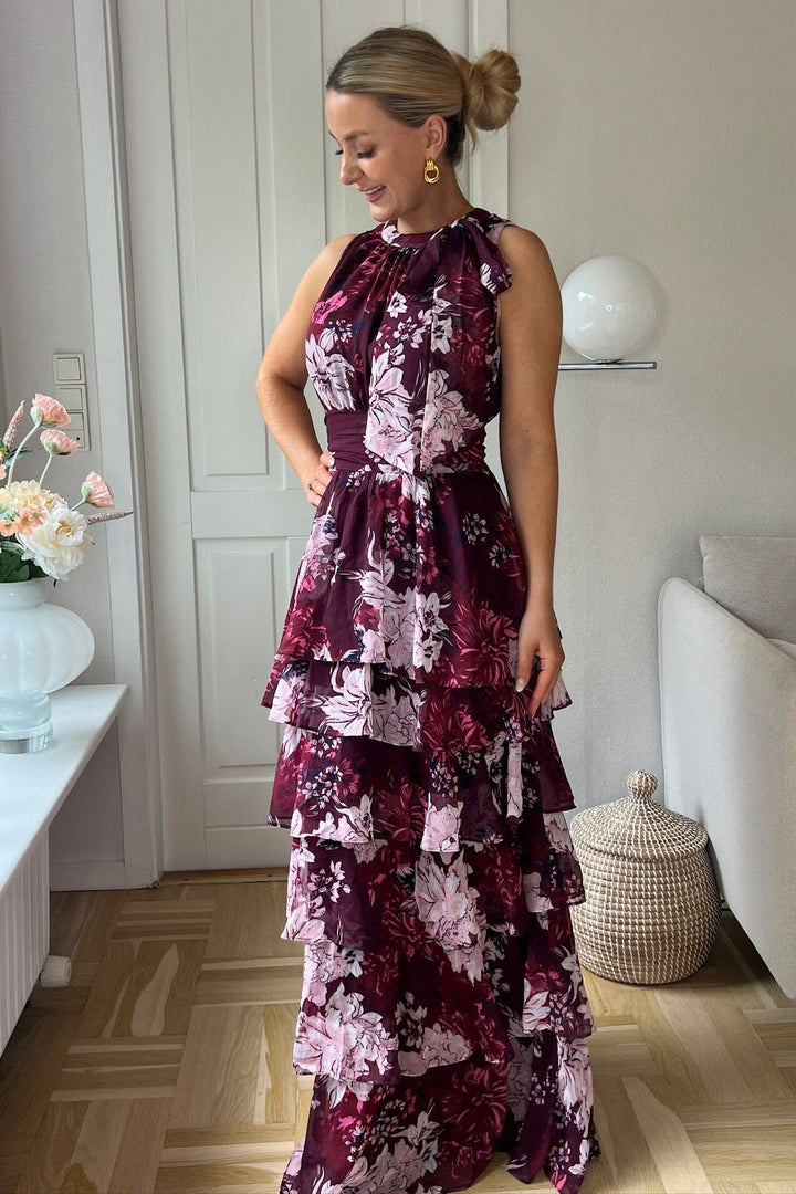 Neo Noir x Molly&My - Lia Mega Flower Dress 169703 - 162 - Bordeaux Kjoler 