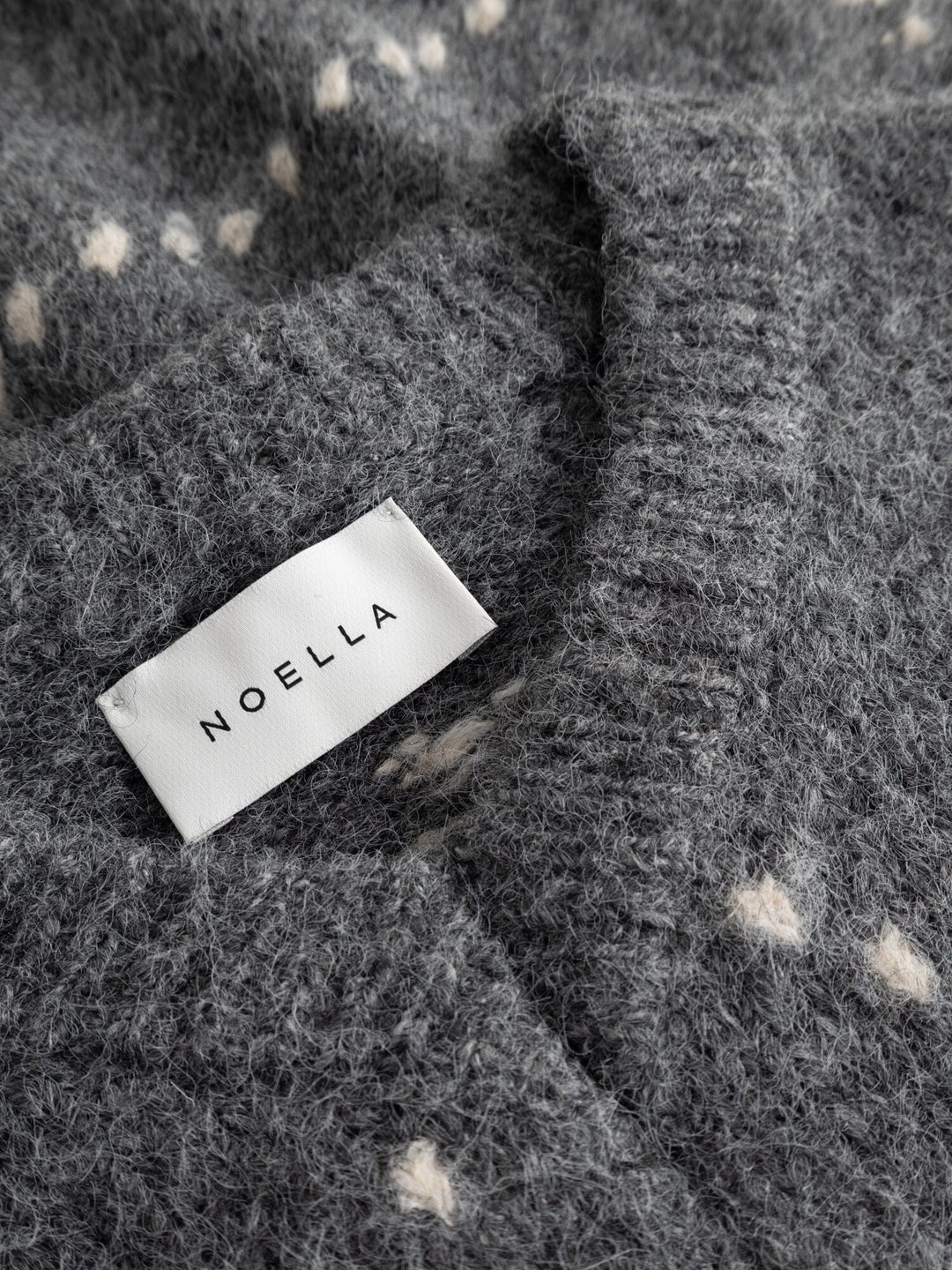 Noella - Lai Knit 14670001 - 003 - Medium Grey Mel. Strikbluser 