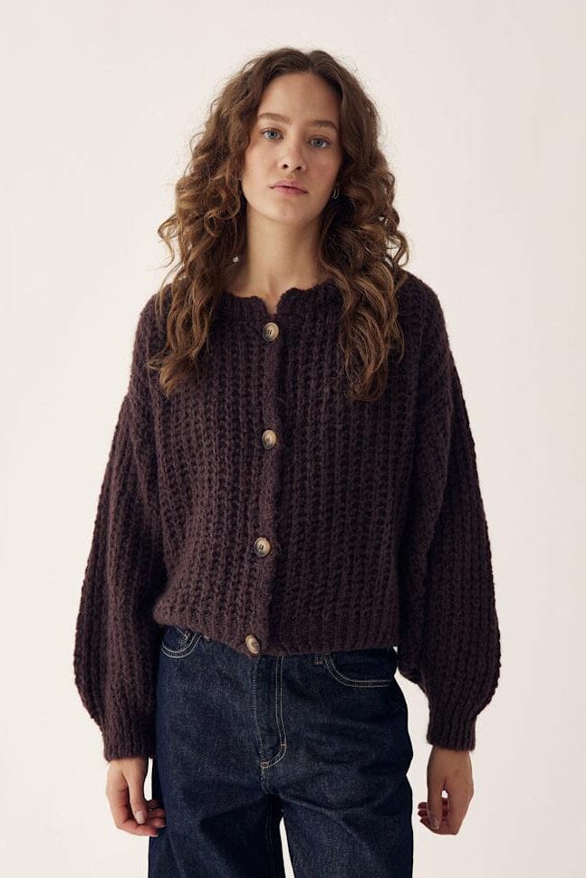 Noella - Lyvia Knit 14470001 - 674 - Chocolate Strikbluser 