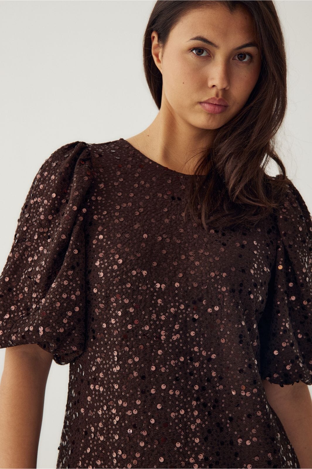 Noella - Pastis Short Dress 11630103 - 674 - Chocolate Kjoler 