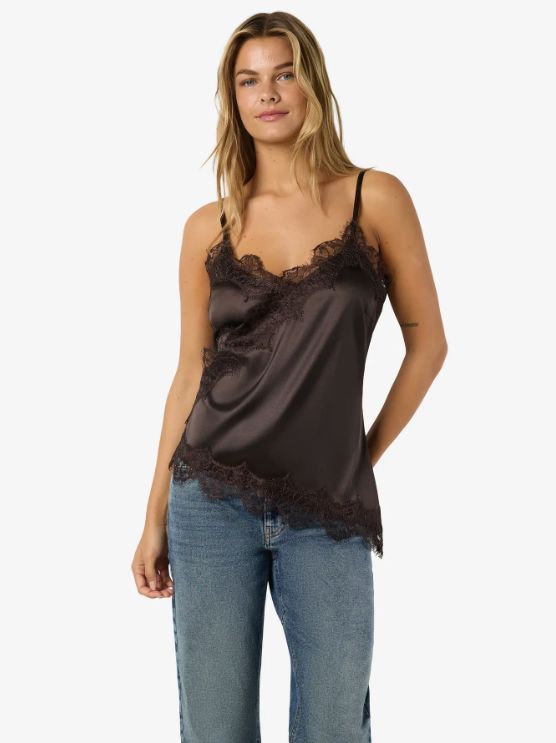 Noisy May - Nmsofie S/L Satin Top - 5079330 Chocolate Brown Toppe 