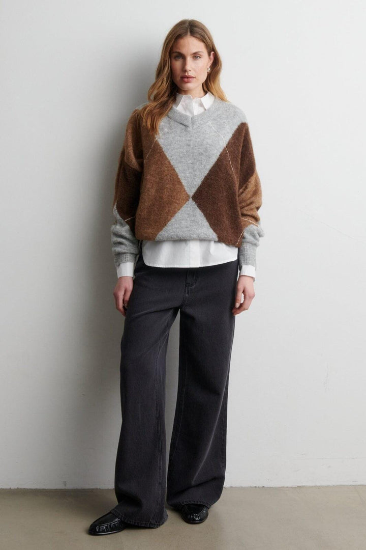 Second Female - Forca Knit V-Neck 61034 - 7001 Light Grey Melange Strikbluser 