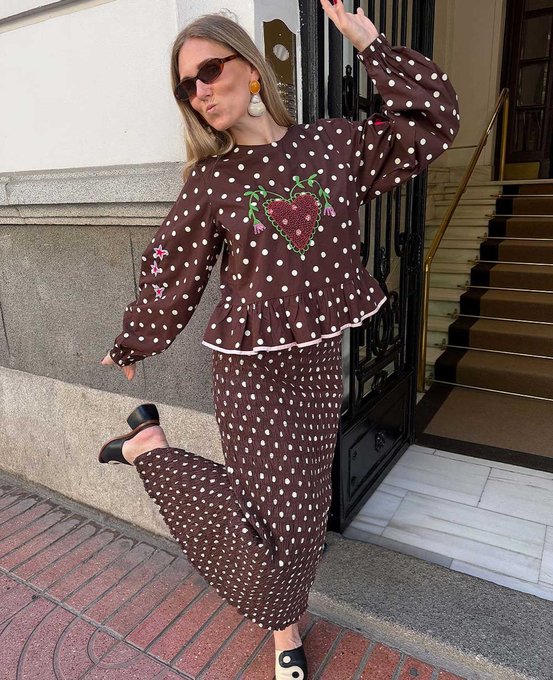Sissel Edelbo - Diana Top Se 2010 - Brown Dot Bluser 