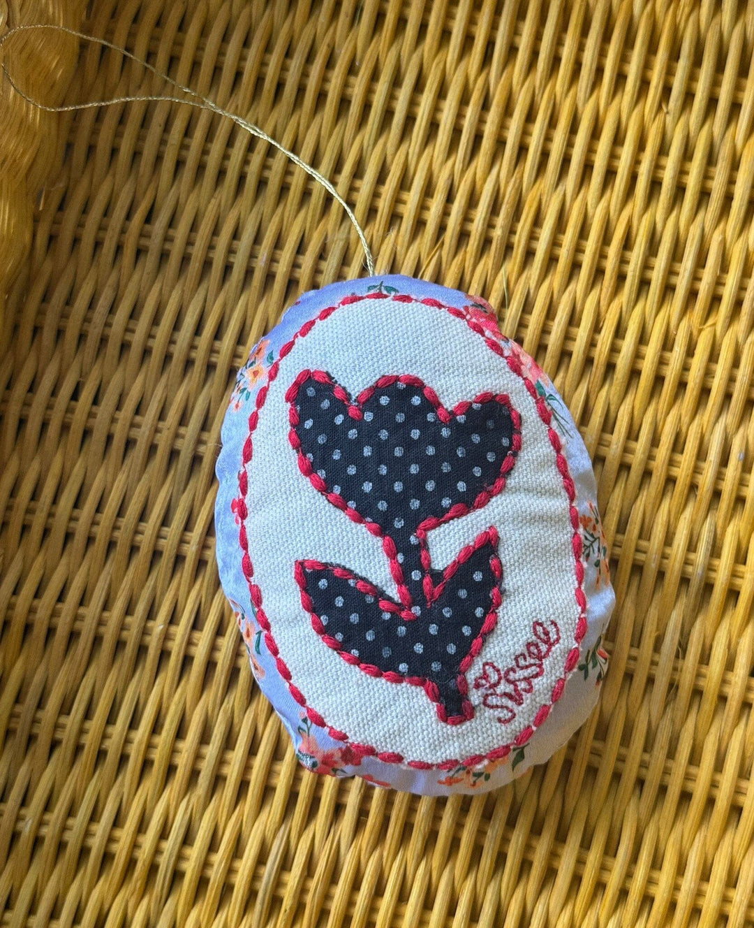 Sissel Edelbo - Vera Easter Egg Ornament SE 2083 - Purple Floral Interiør 