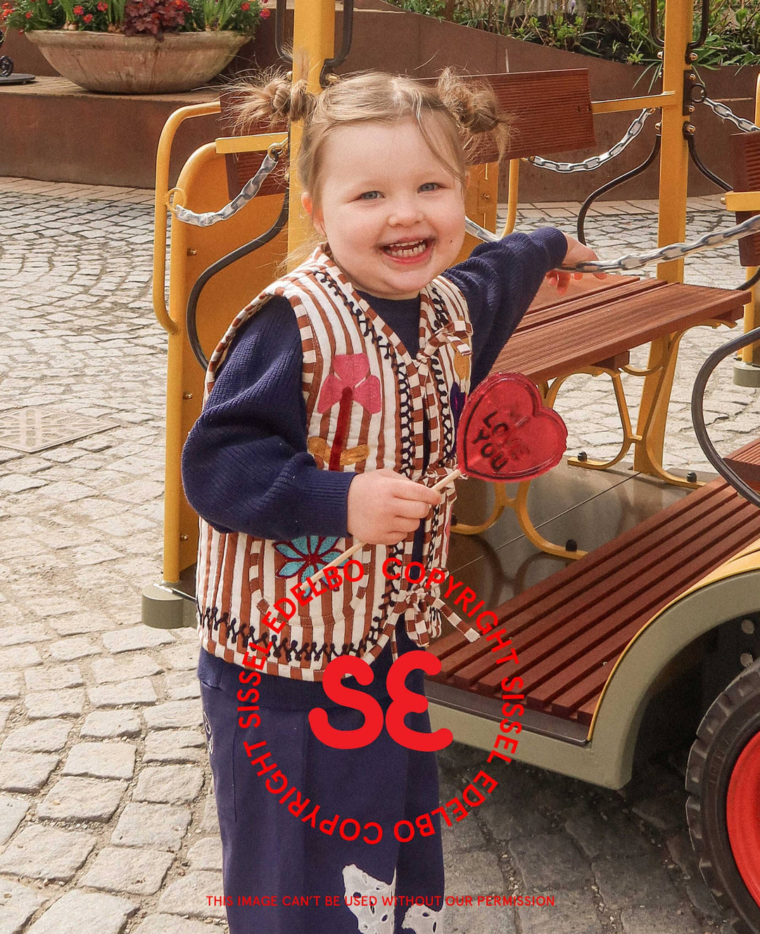 Sissel Edelbo - Vilja MINI Vest SE 1671 - Brown Stripes