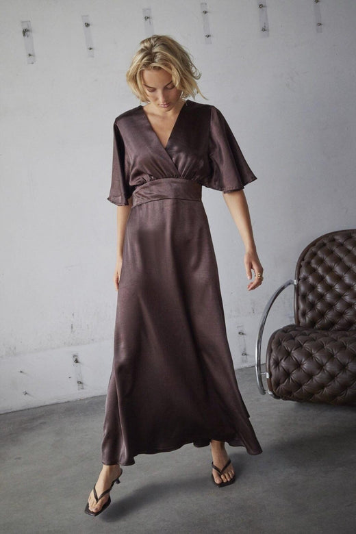 Sisters Point - Gisela-Dr16 19165 - 221 - Brown Kjoler 