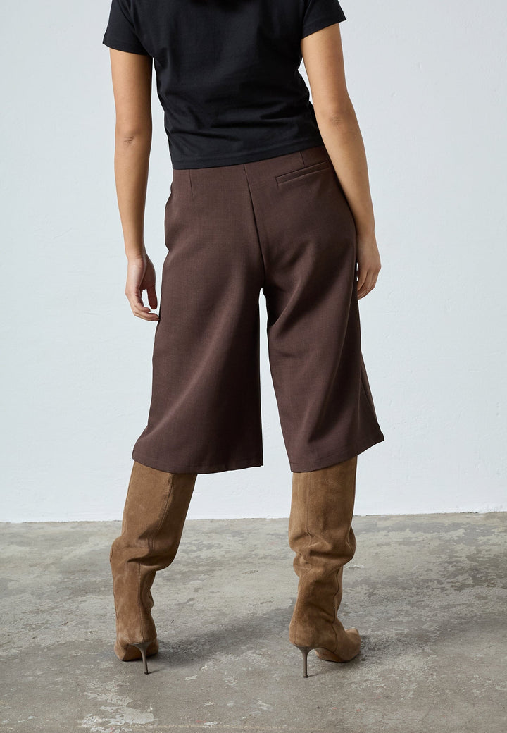 Sisters Point - Great-L.Sho2 19708 - 222 - D. Chocolate Shorts 