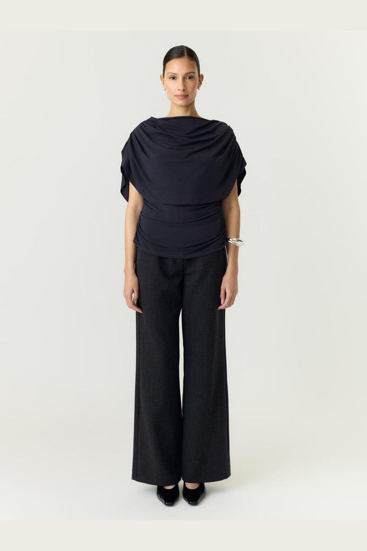 YAS - Yasdrala Cape Top Story - 5185840 Asphalt